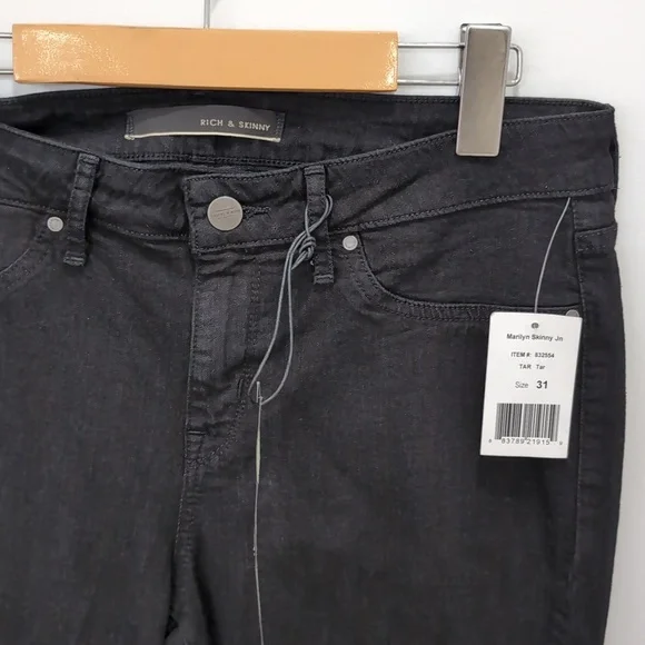 RICH & SKINNY | Women's Black Tar Marilyn Skinny Mid-Rise Stretchy Jeans - Picture 4 of 7